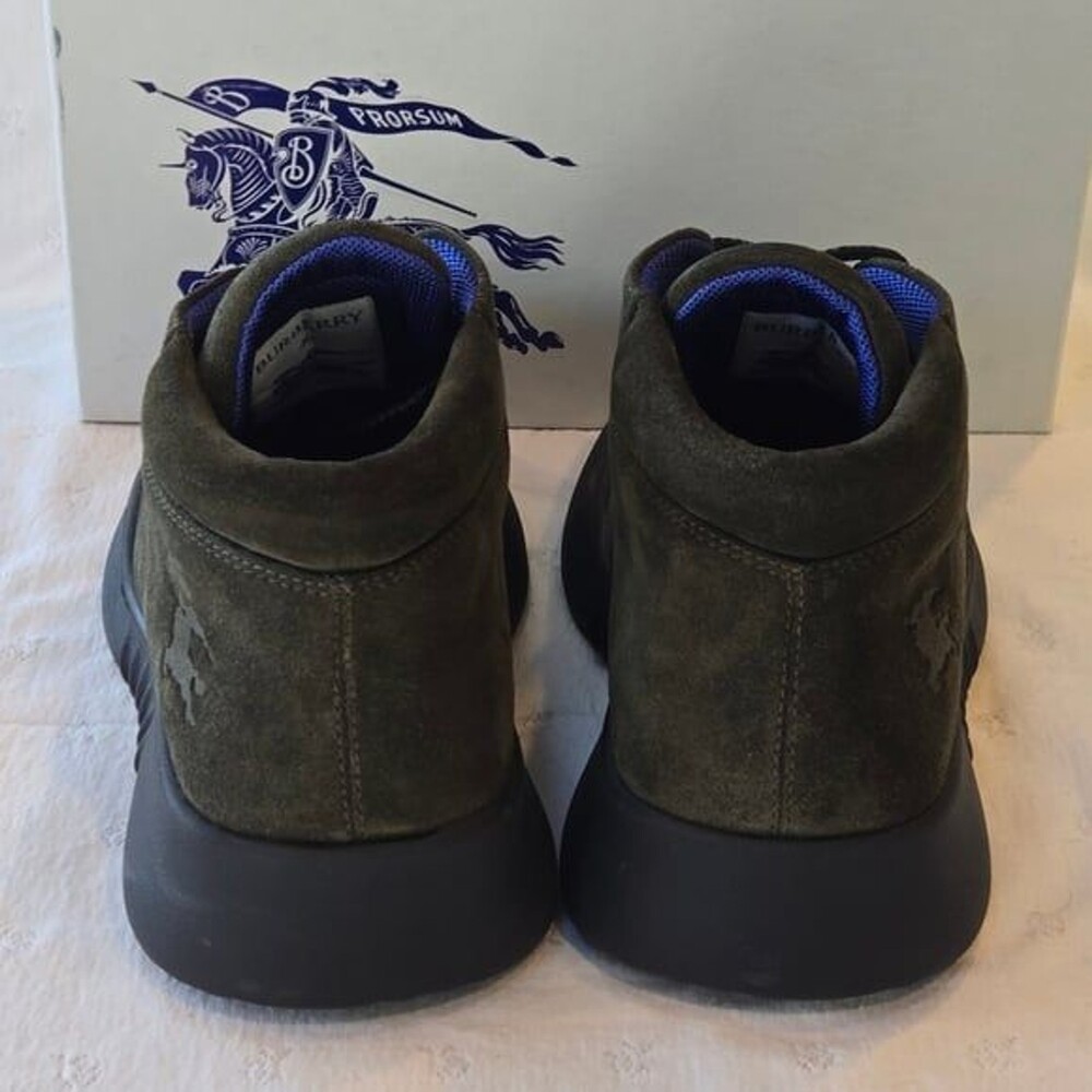 NIB Burberry Olive (Loch) Chukka Lace-Up Square Toe Boots Size 40 - Picture 4 of 7